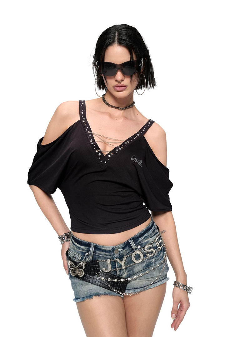 V-Cut Chain Batwing Top