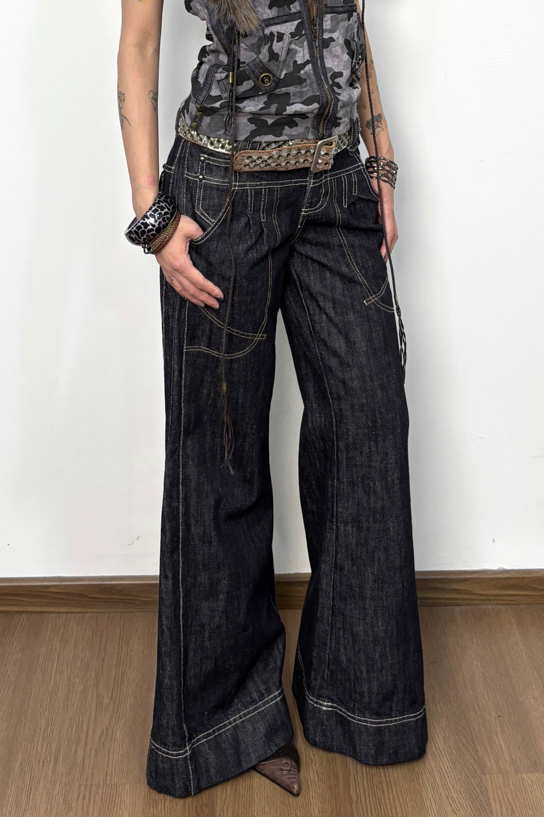 Riley Wide-Leg Retro Jeans