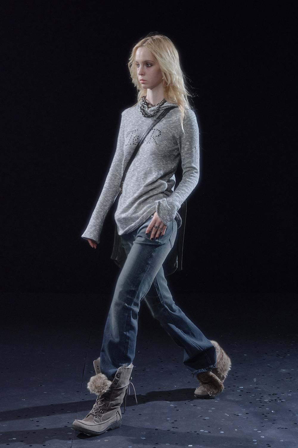 Slim Studded Tear Hoodie