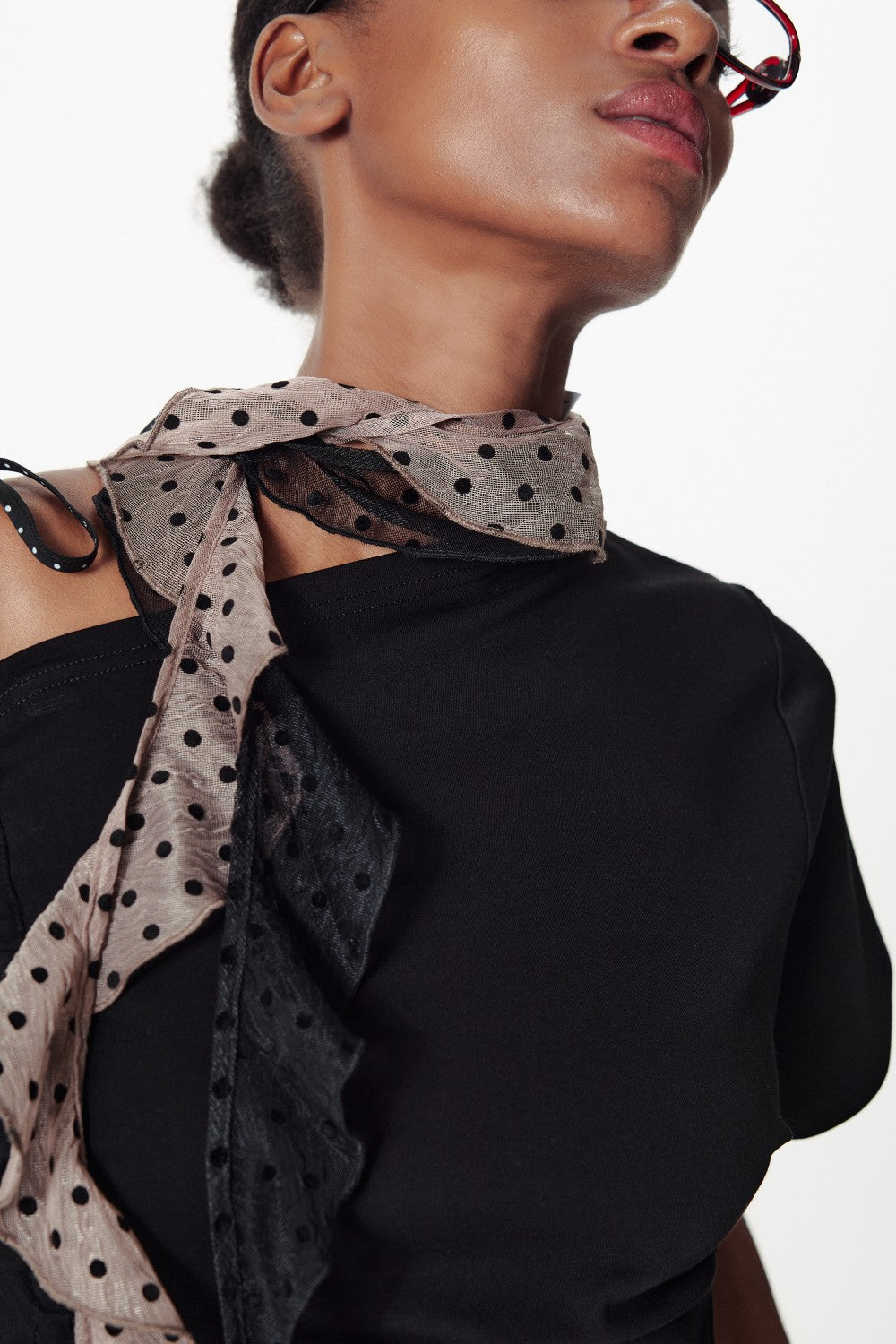 Polka Mesh Ruffle Scarf