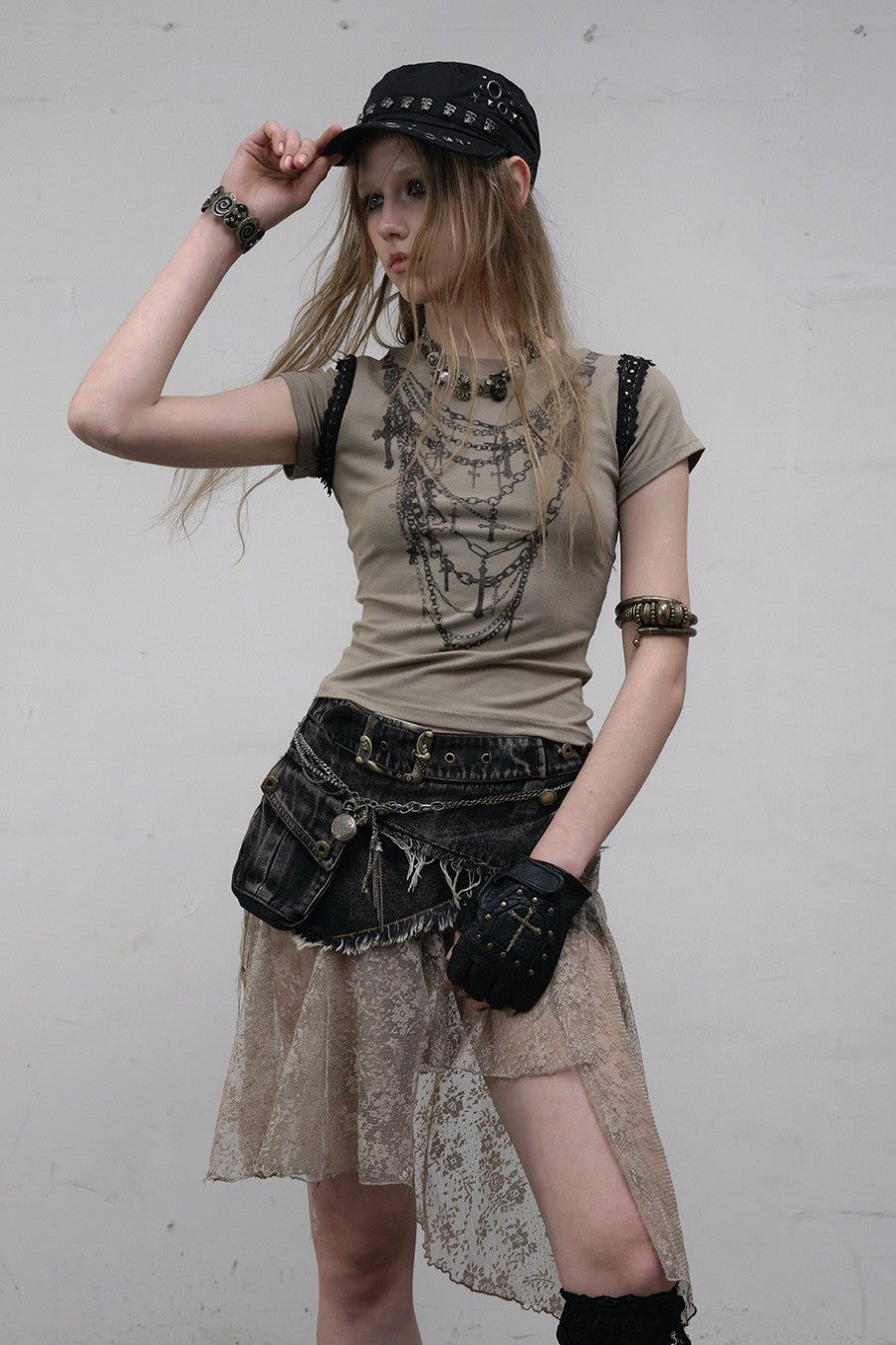 Lace Cross Graphic Shirt