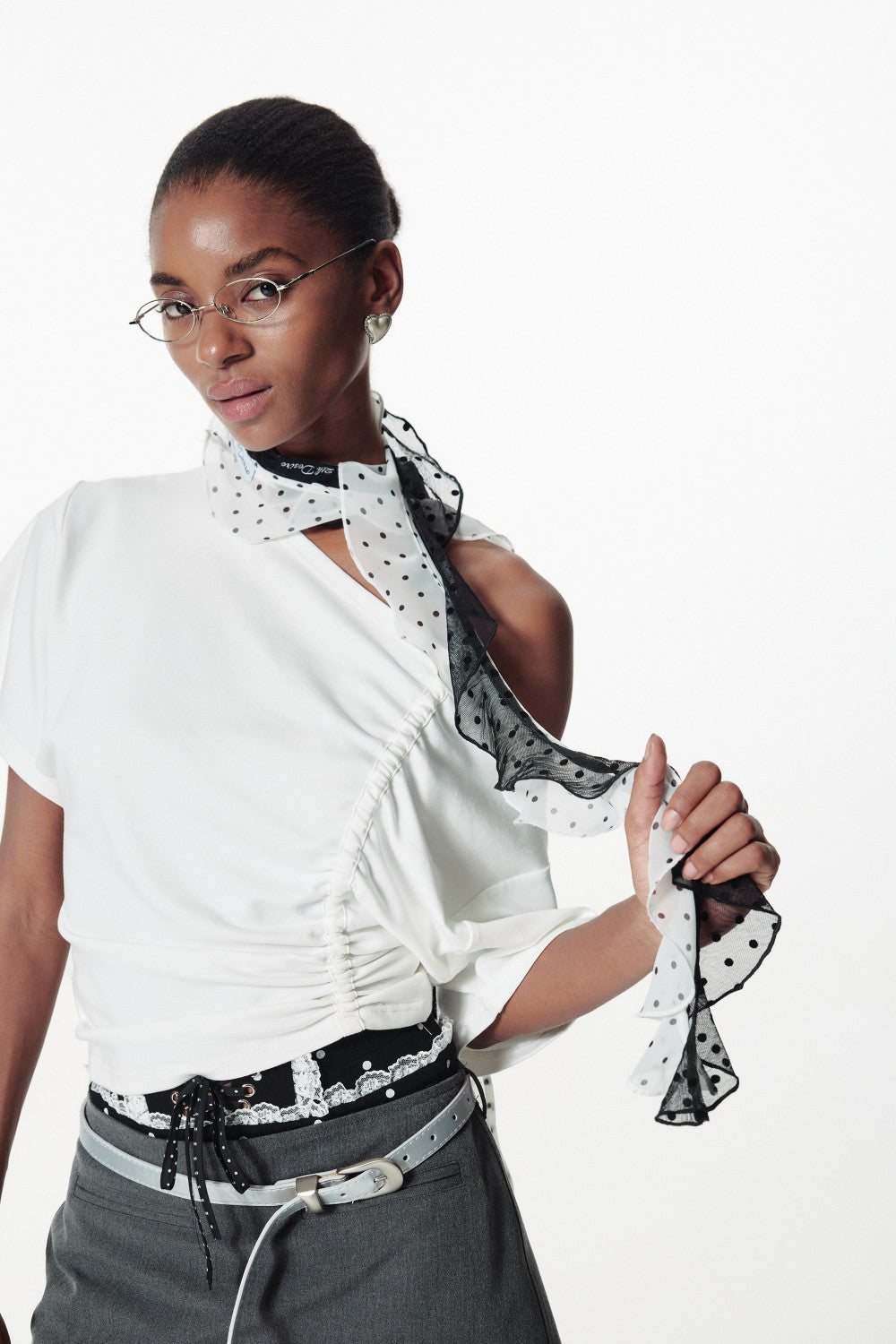 Polka Mesh Ruffle Scarf