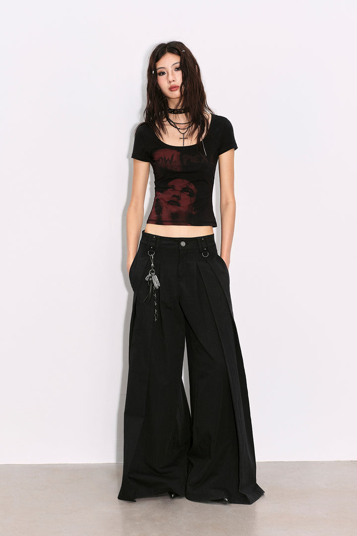 Ivy Crimson Face Shirt