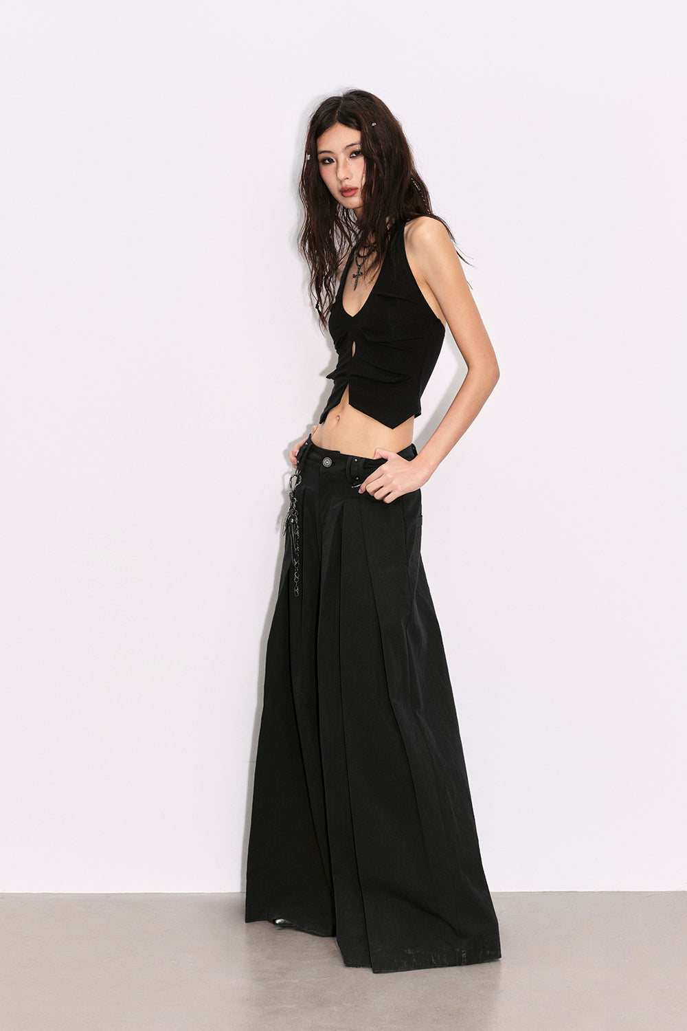 Wide-Leg Pleated Trousers