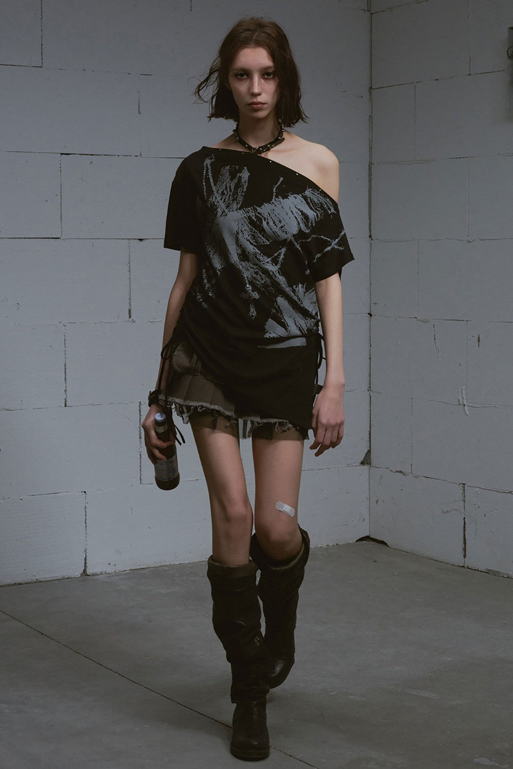 Off-Shoulder Slash Top