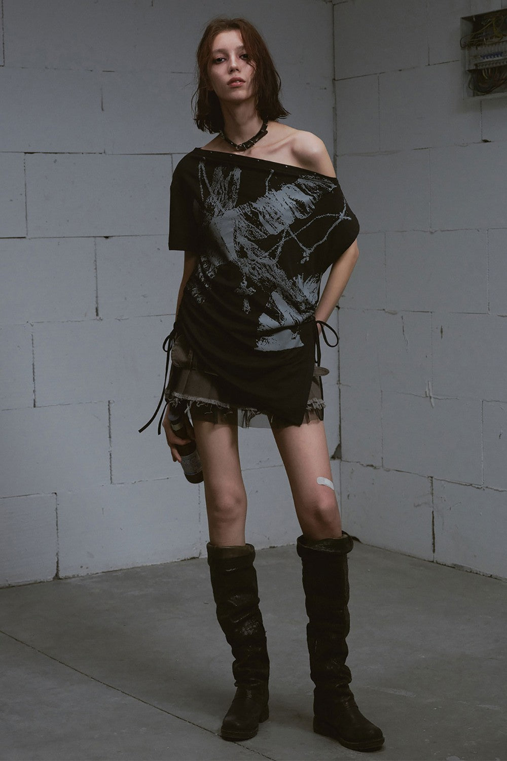 Off-Shoulder Slash Top