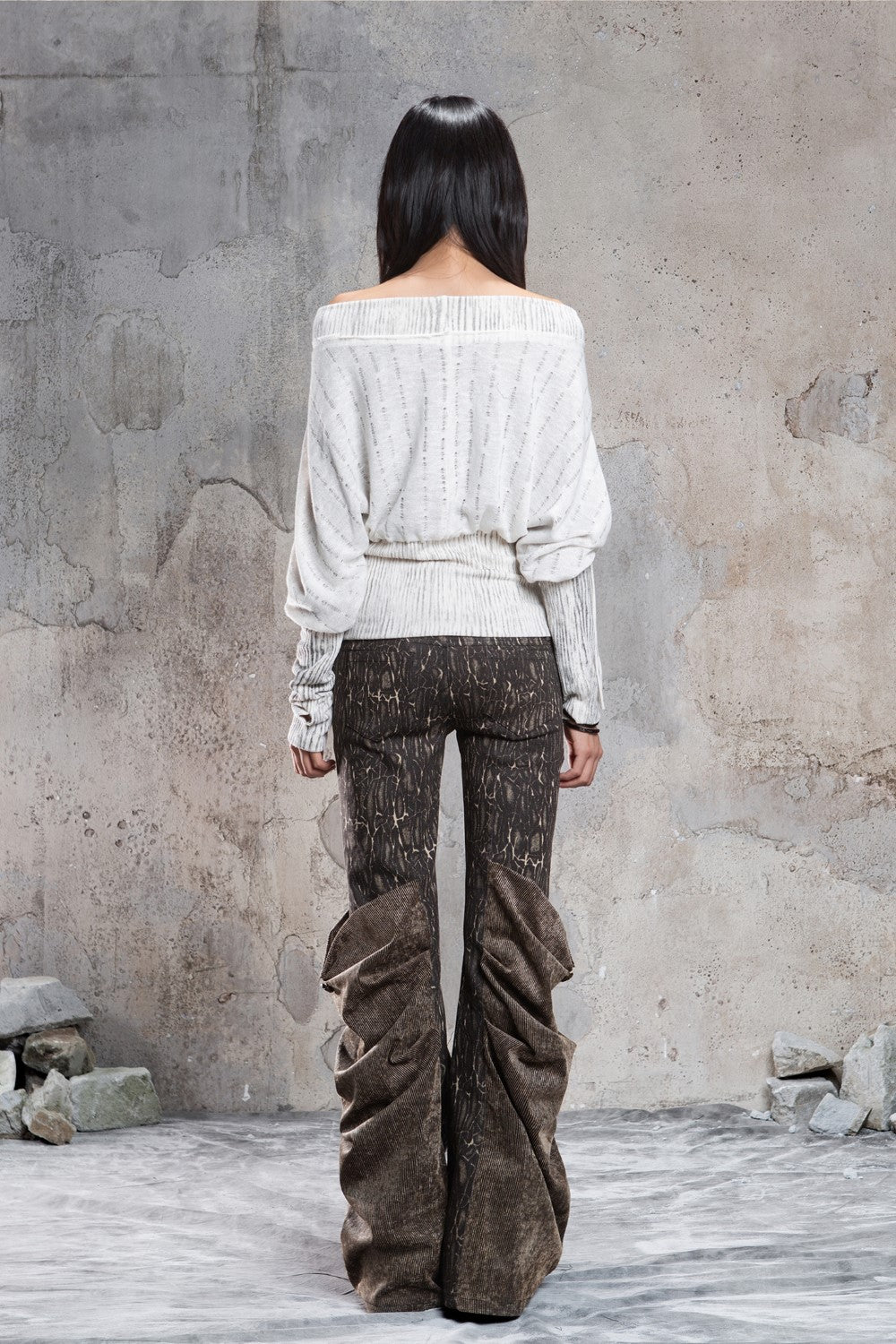 Gravel Stitch Flare Pants