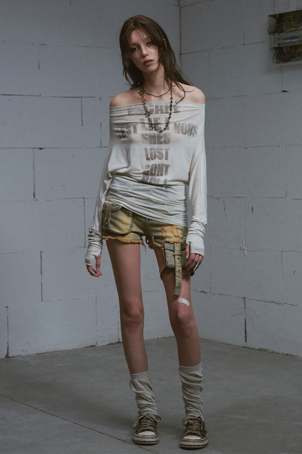 Off-shoulder Batwing Shirt