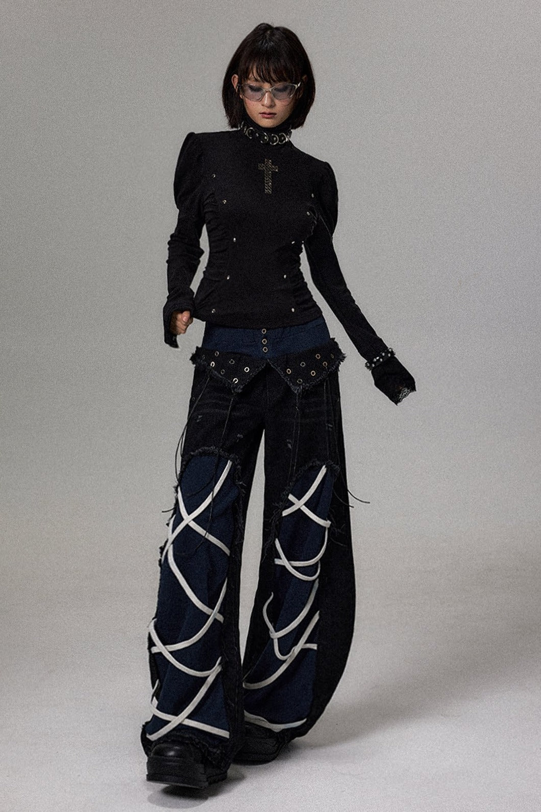Lace Up Barrel Leg Jeans