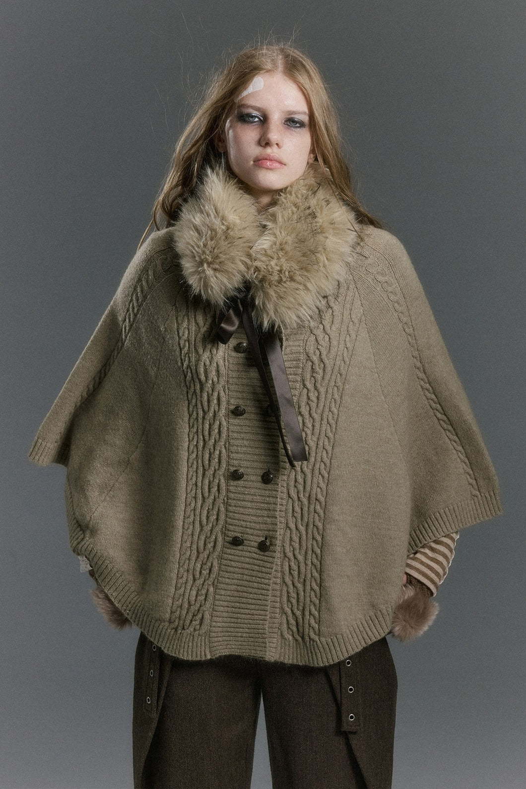 Cable Knit Fur Collar Cape