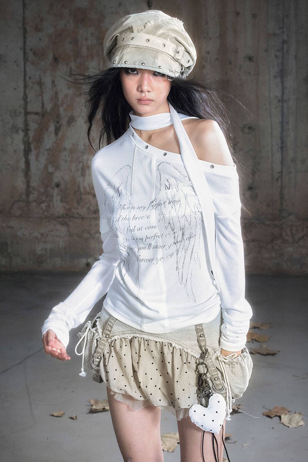 Winged Script Top
