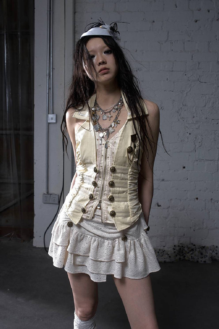 Crest Collar Vest