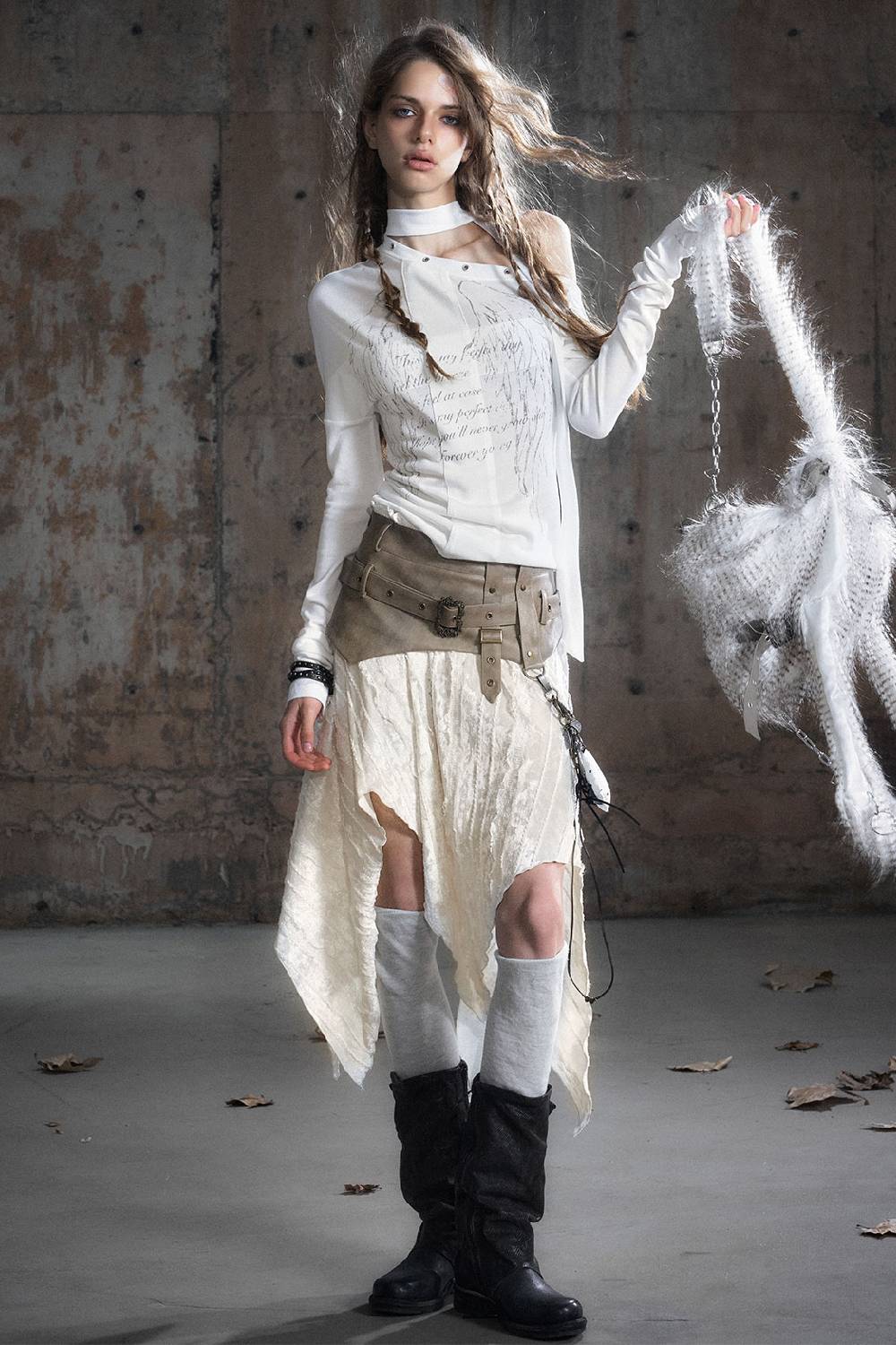 Winged Script Top