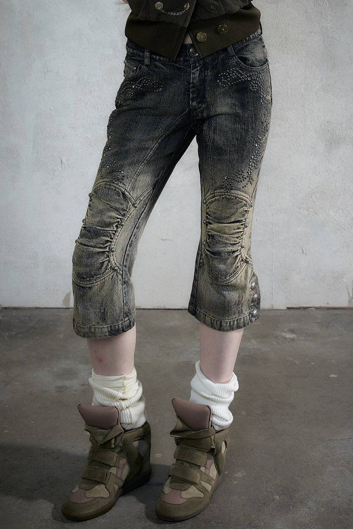 Distressed Stud Capri Jeans