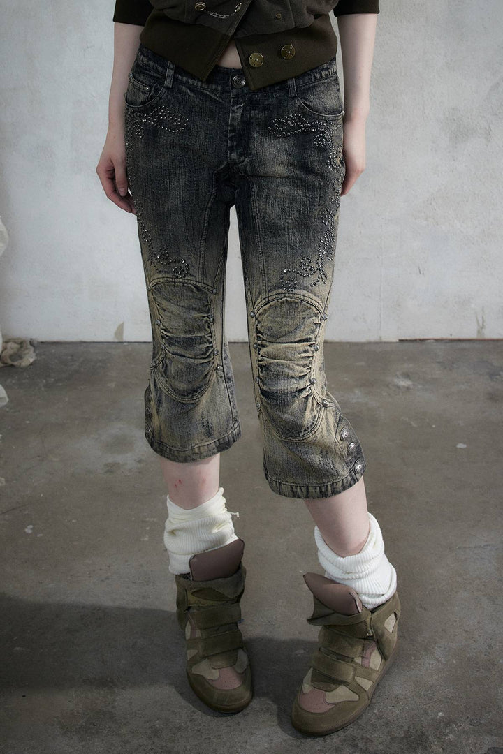 Distressed Stud Capri Jeans