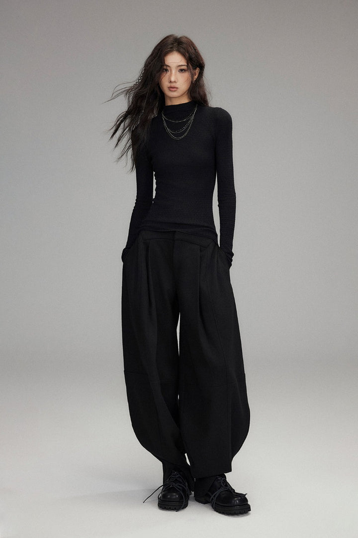 Pleated Wool Curve Trousers