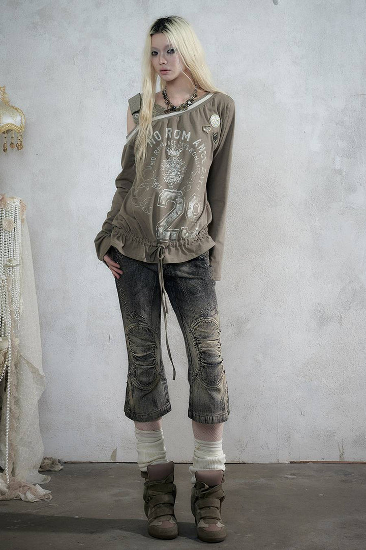 Distressed Stud Capri Jeans