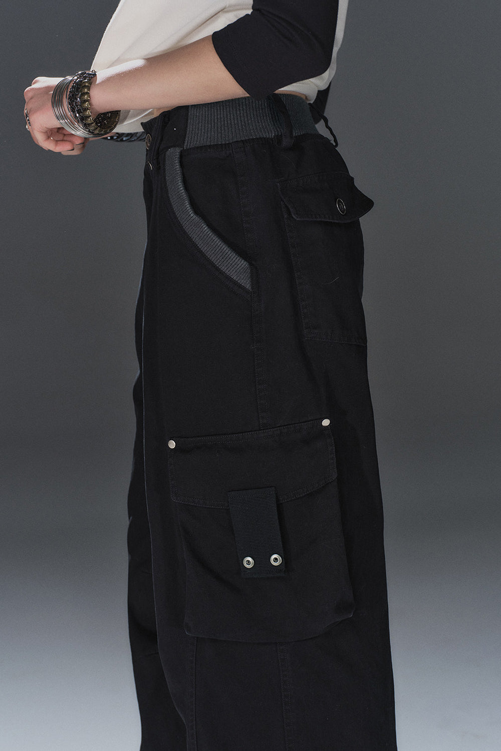 Wide Rivet Cargo Pants
