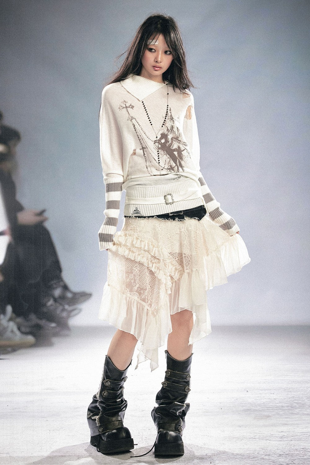 Vera Lace Oath Skirt